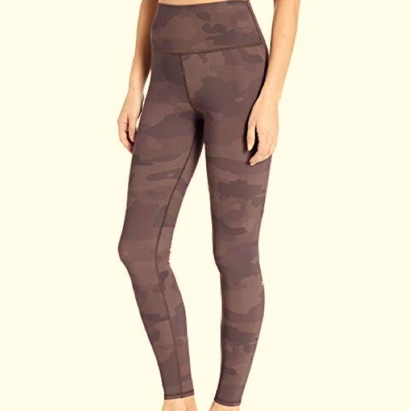 ALO Yoga Pants - 🎉HOST PICK 1/26 🎉 ALO Yoga High-Waist Vapor Legging - Sz M